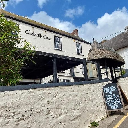 Cadgwith Cove Inn Buitenkant foto